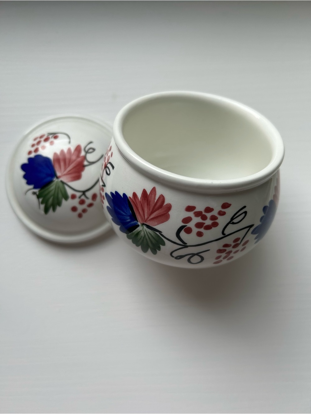 Portmeirion - Hand-Painted Floral Ceramic Sugar Jar - Picture 6 of 6